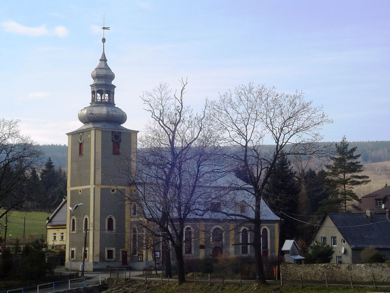 Kościół ewangelicki, ob. rzymskokatolicki parafialny pw. św. Bartłomieja Apostoła, Leszczyniec