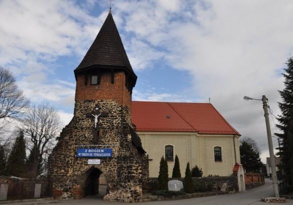 Kościół parafialny pw. św.św. Piotra i Pawła, Chróścina
