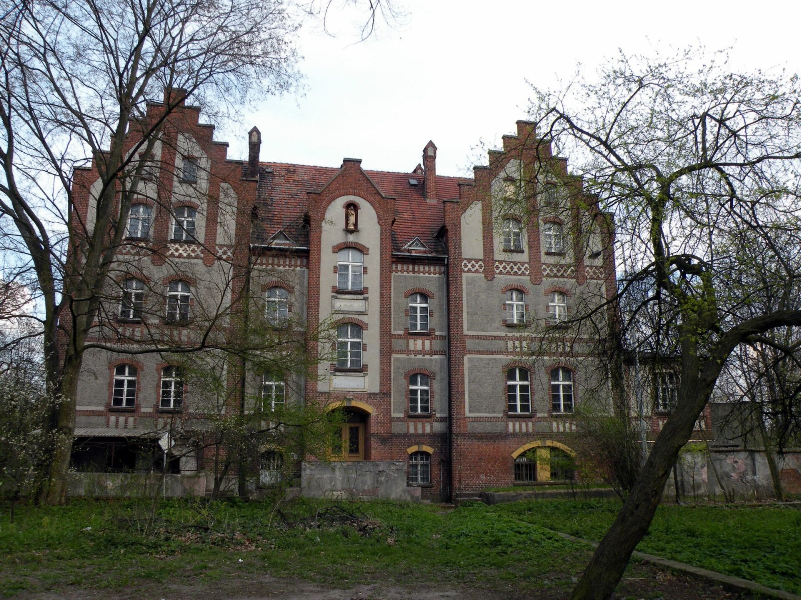 Dom sióstr zakonnych, Żagań
