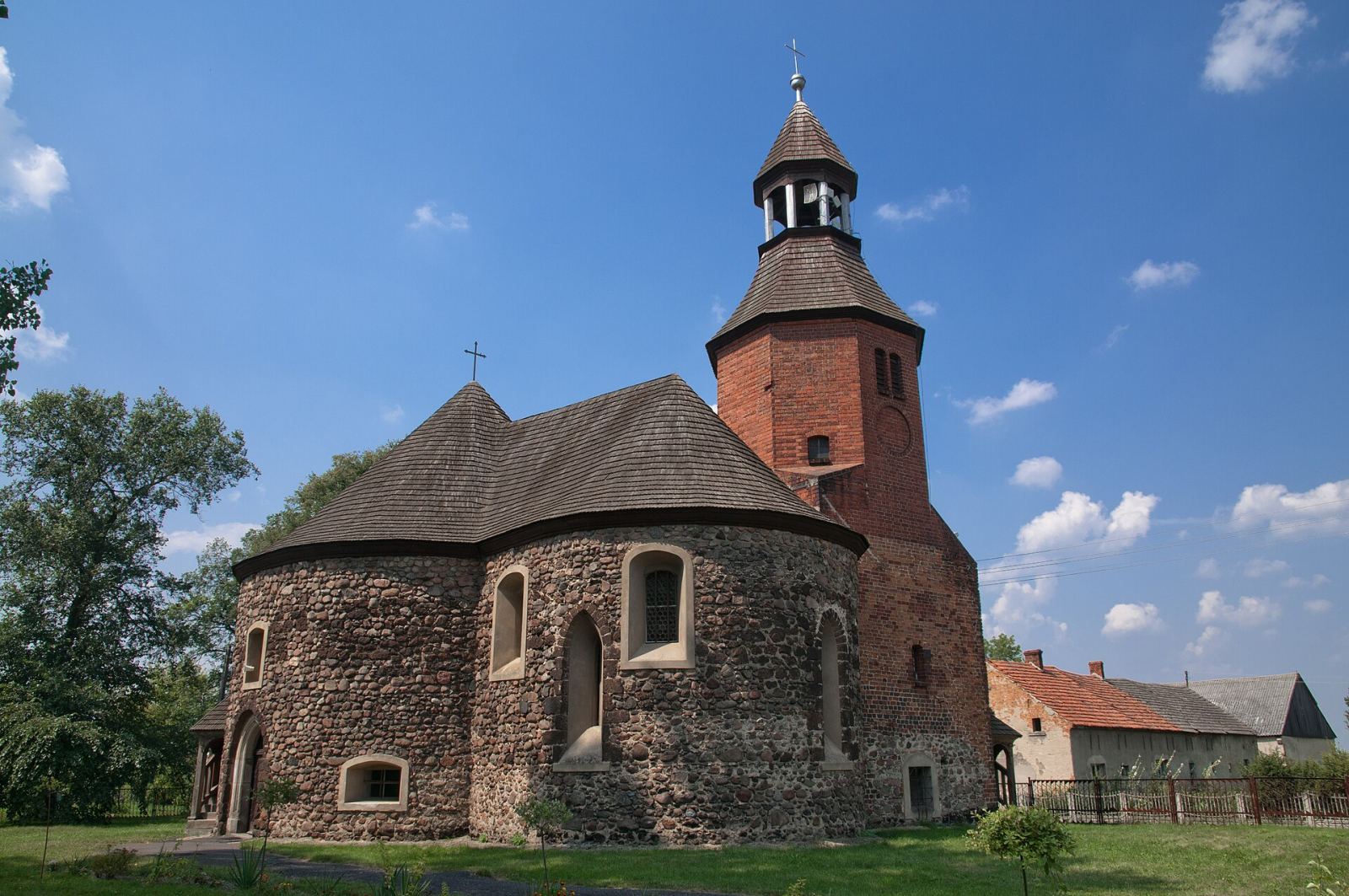 Kościół filialny pw. Narodzenia Najświętszej Marii Panny, Stronia
