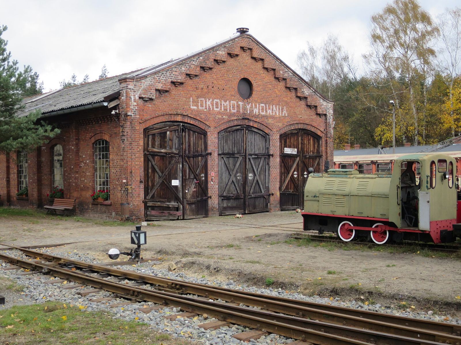Budynek lokomotywowni, kuźni, warsztatów i wagonowni, Rudy