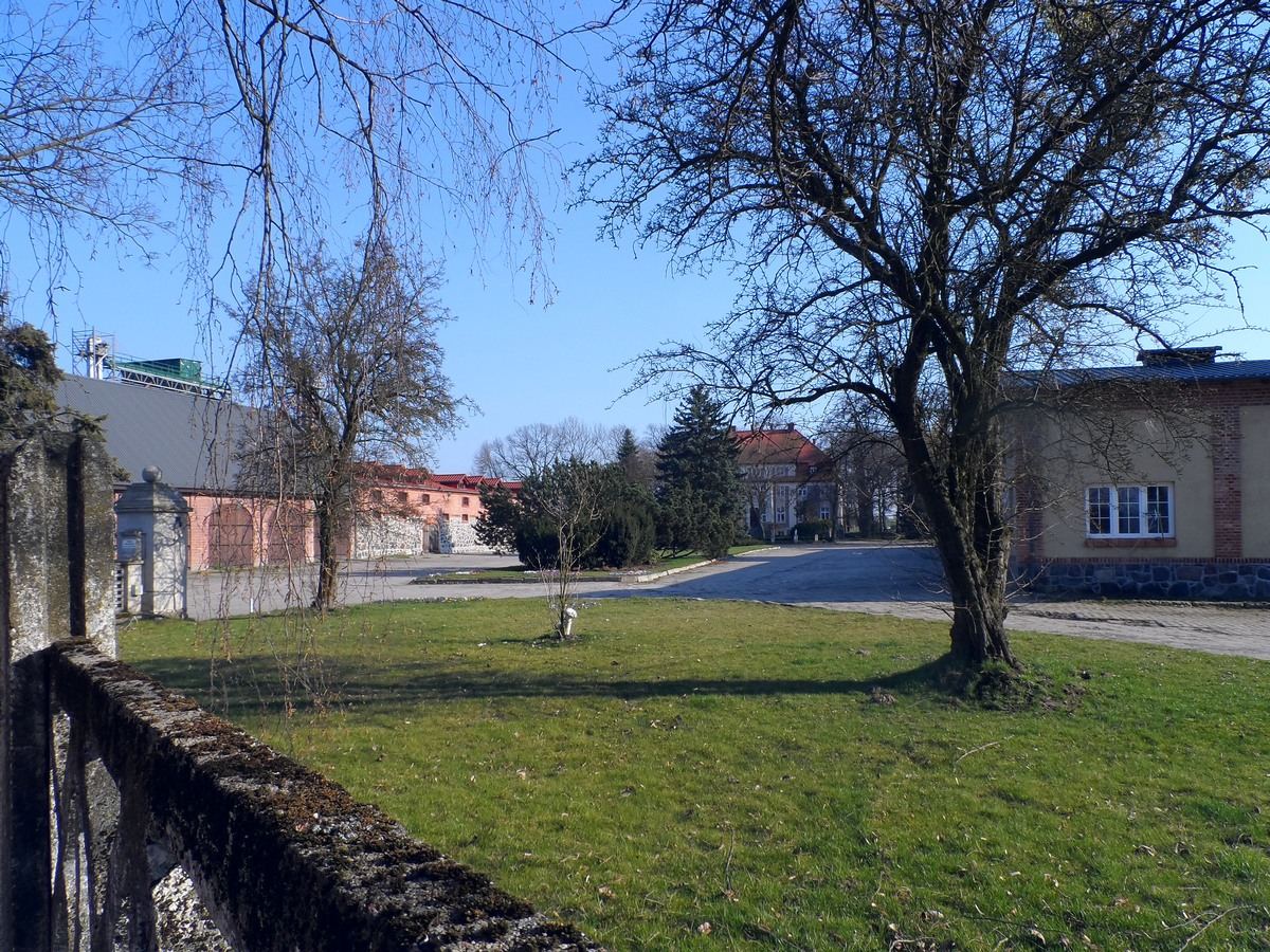 Pałac, Chwiram
