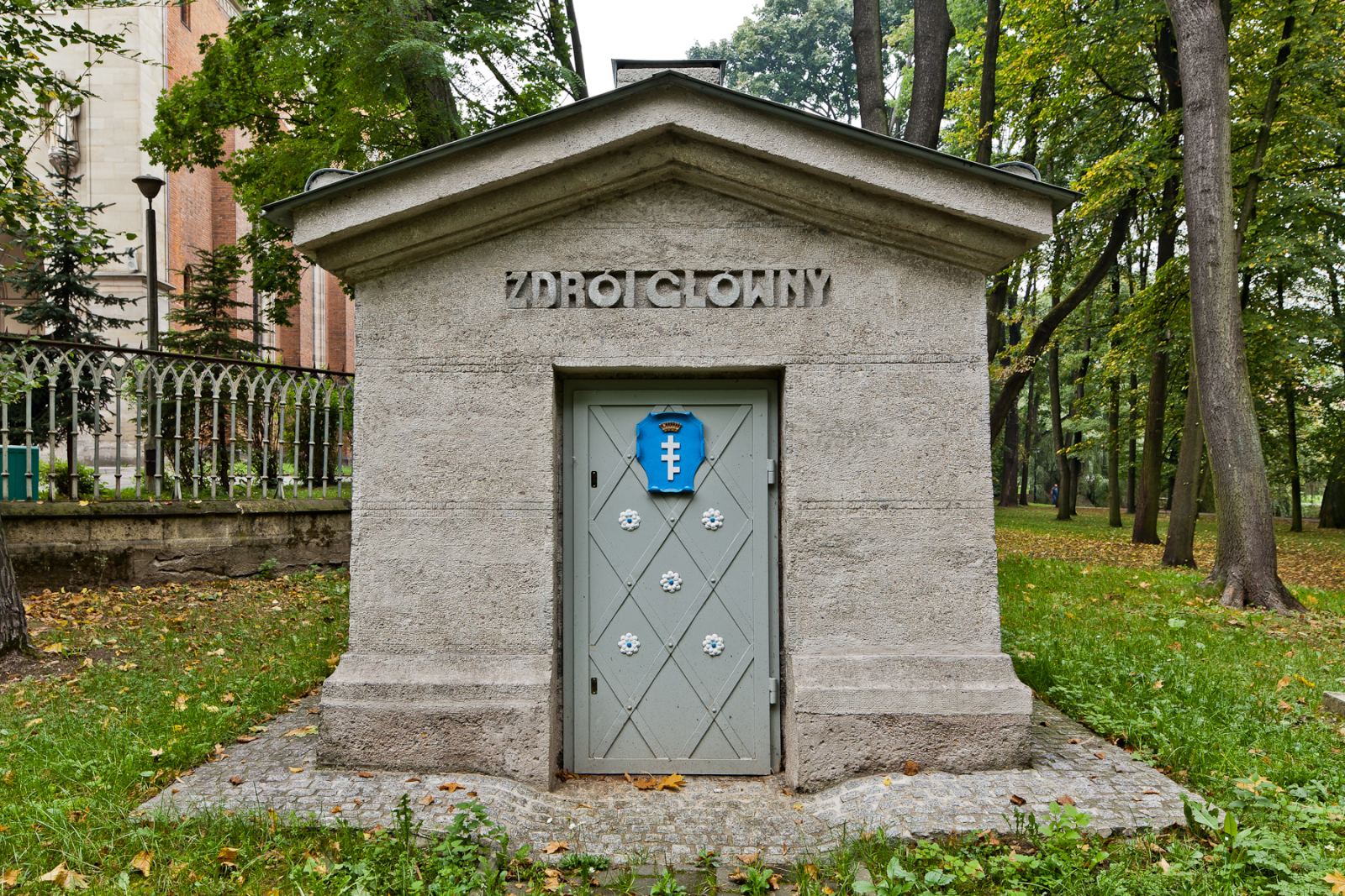 Budynek źródła wody leczniczej Zdrój Główny, Krzeszowice