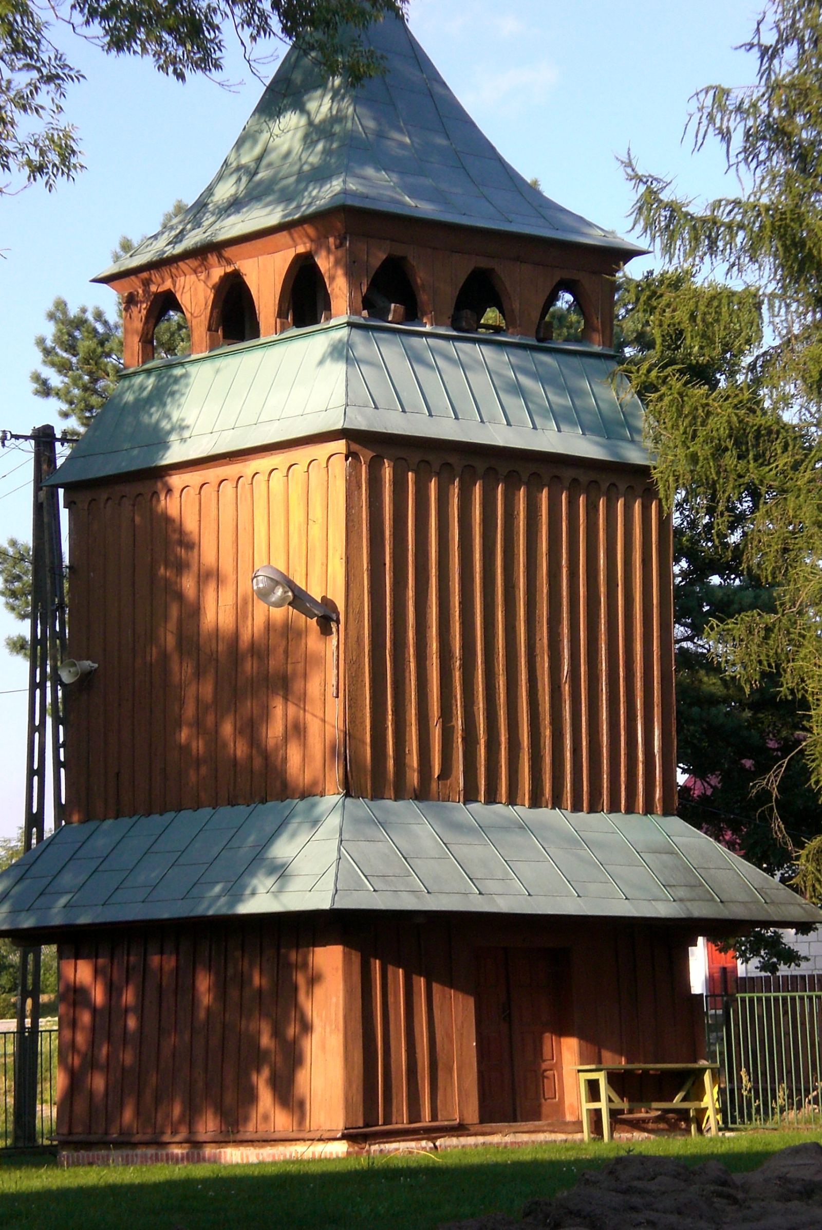 Dzwonnica, Łosiniec