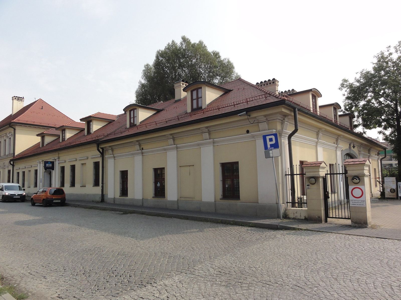 Stajnie, ob. dom, Bielsko-Biała