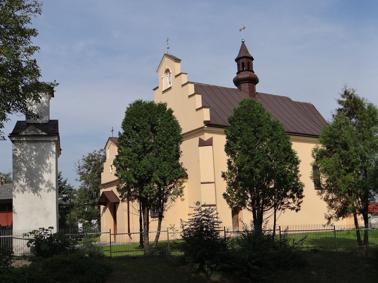 Cerkiew greckokatolicka pw. Opieki Najświętszej Marii Panny, ob. kościół filialny pw. Matki Boskiej Łaskawej, Kańczuga