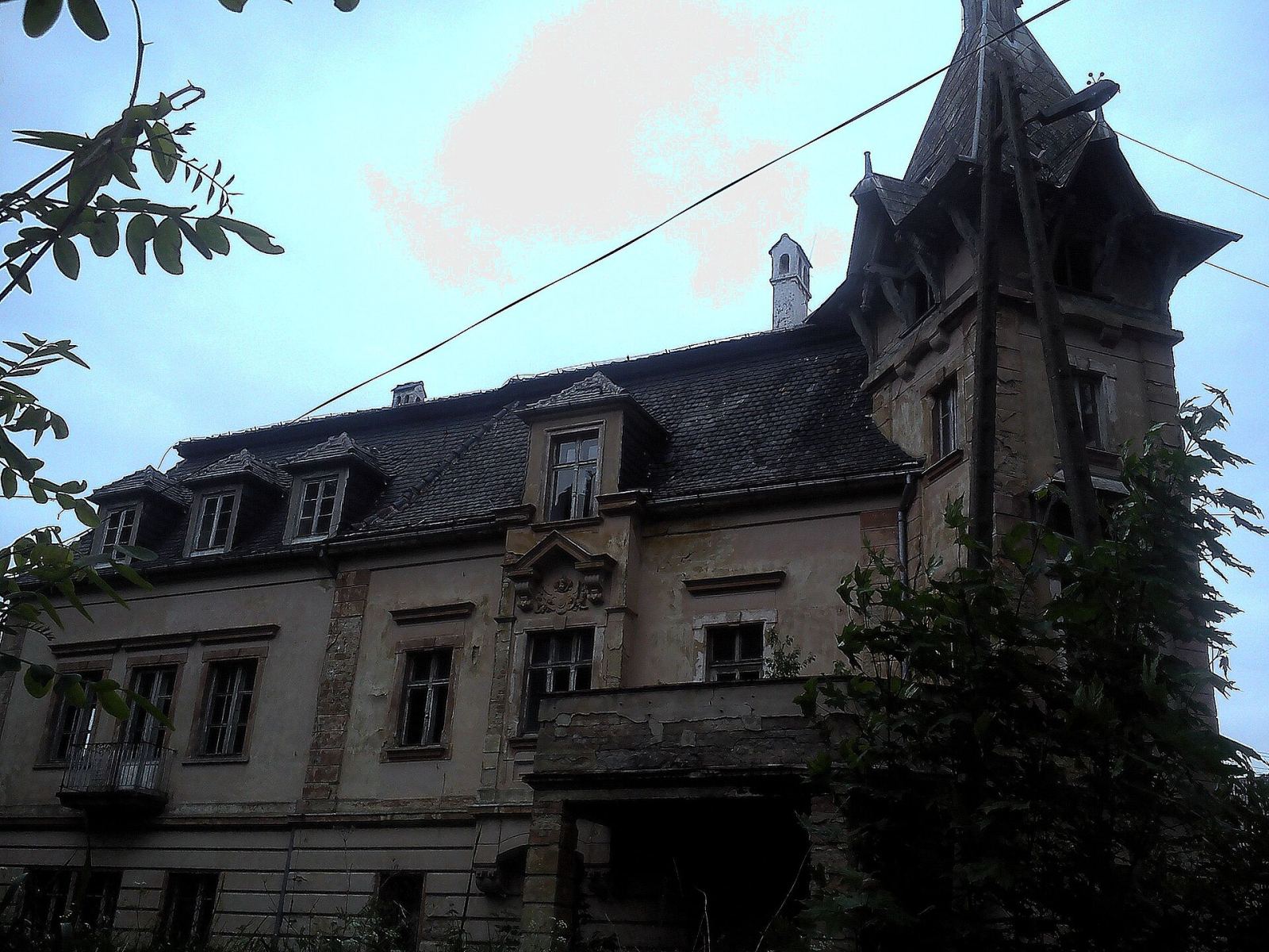 Pałac, Mikułowa