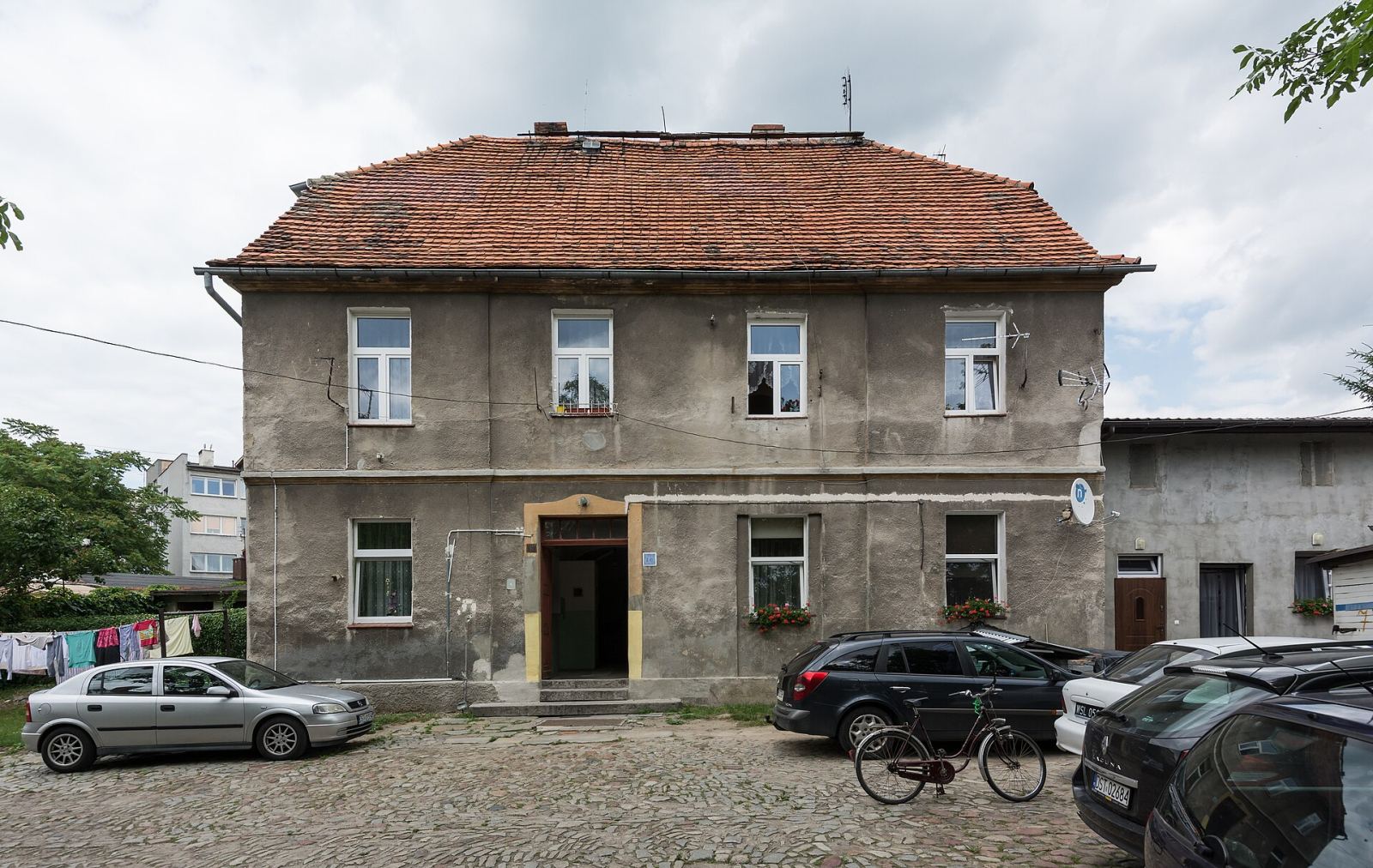 Dom, Strzelin