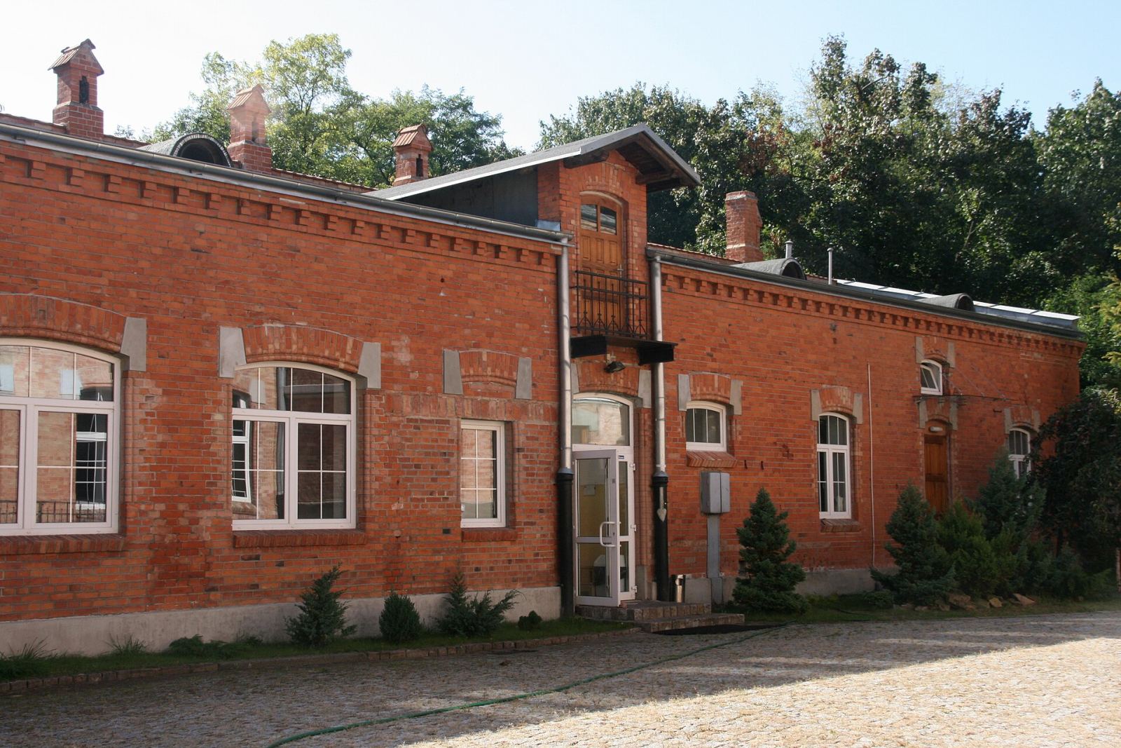 Budynek gospodarczy, Warszawa