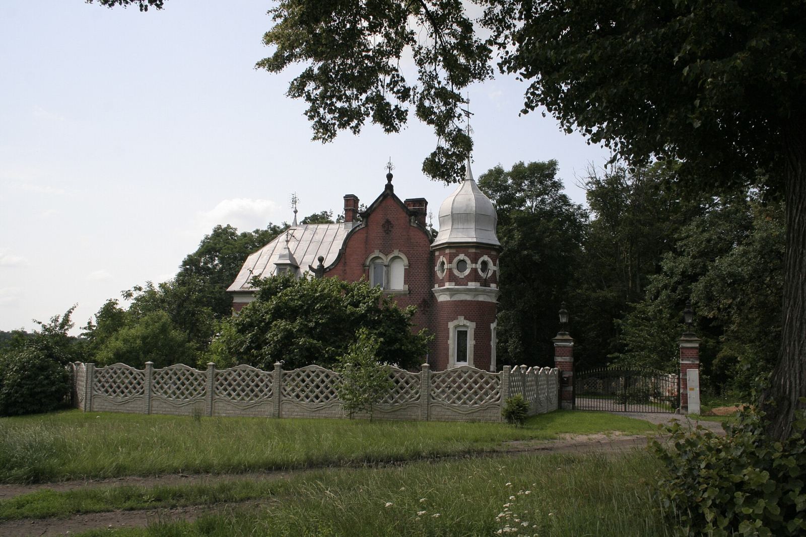 Dom zarządcy, Kwietno