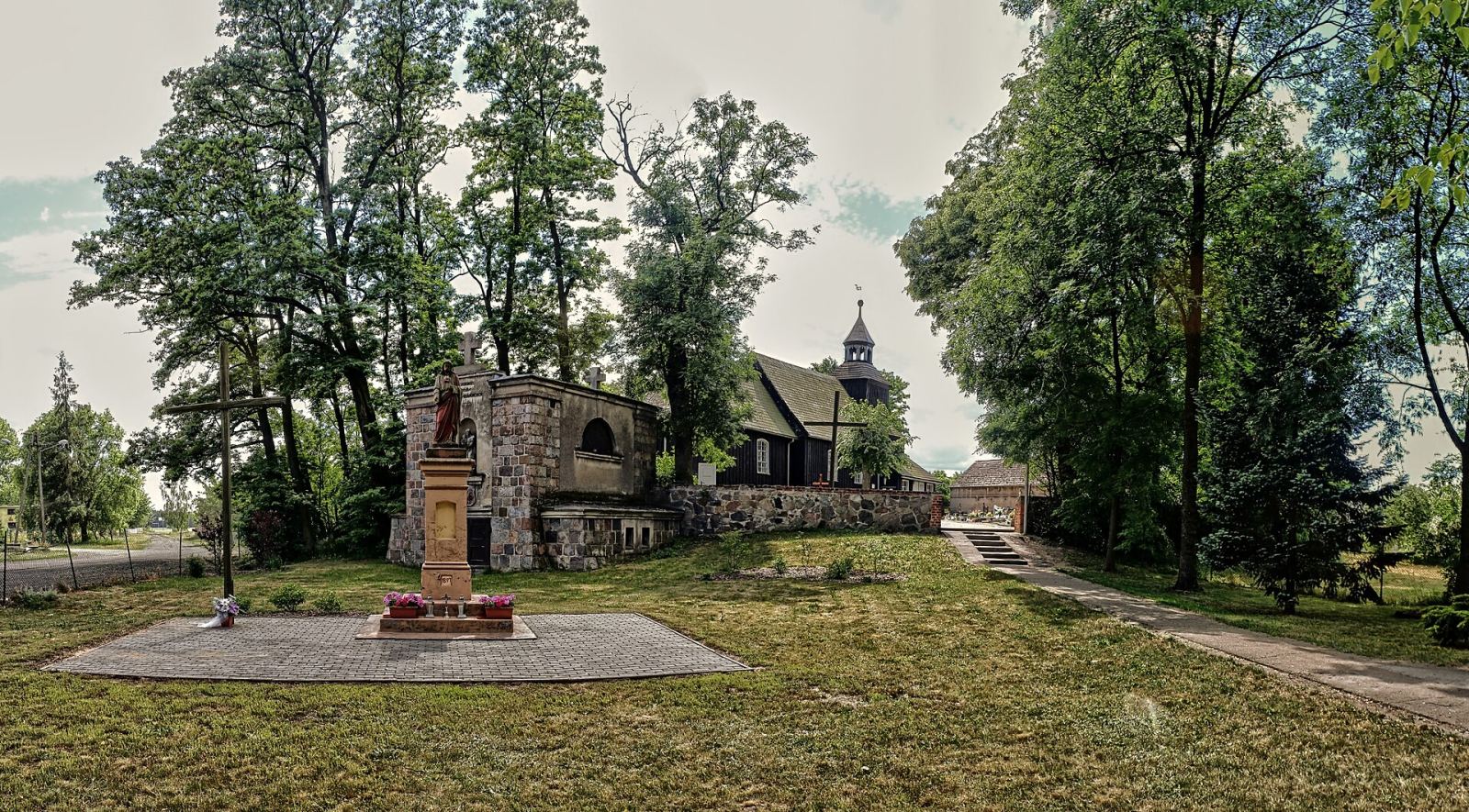 Kościół filialny pw. Wszystkich Świętych, Niechłód