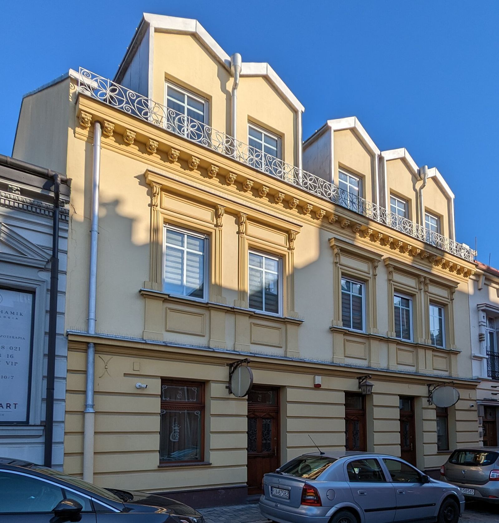 Dom, Jarosław