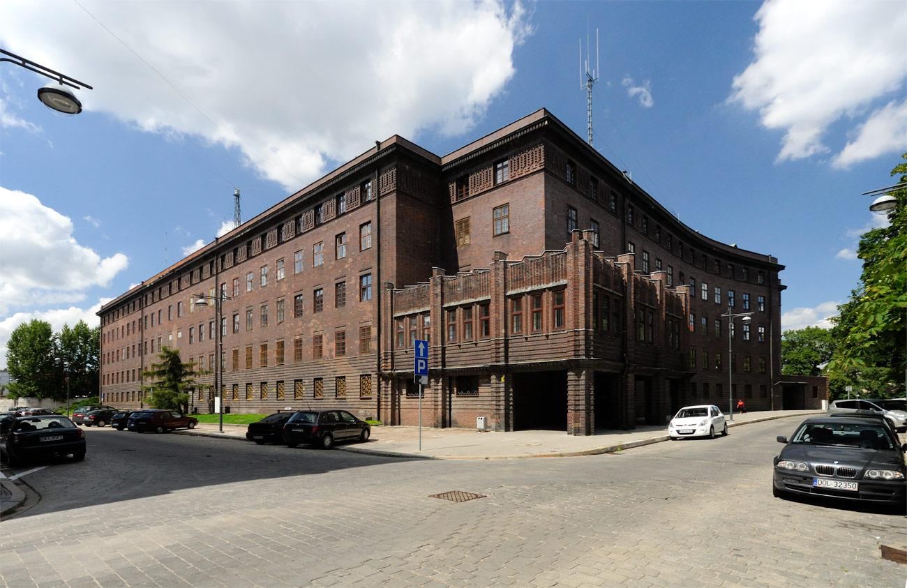 Gmach Komendy Wojewódzkiej Policji, Wrocław