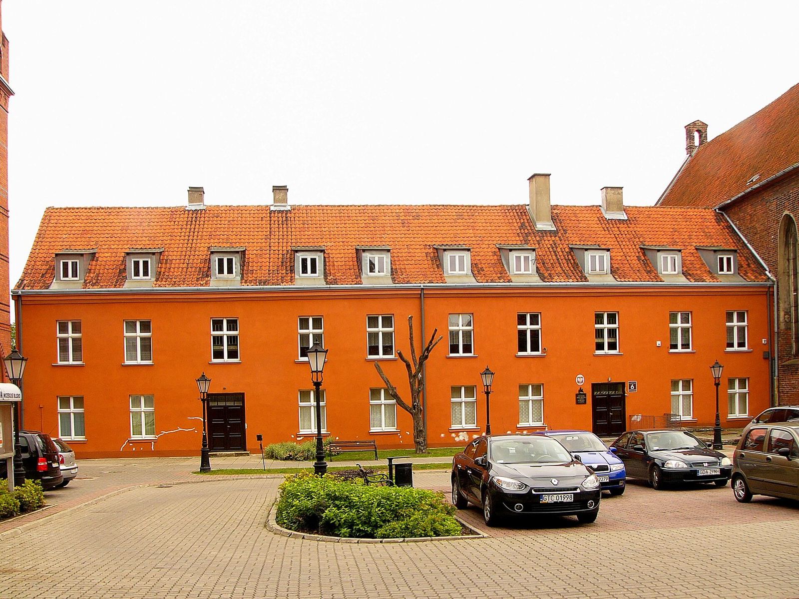 D. zespół klasztorny Dominikanów, Tczew