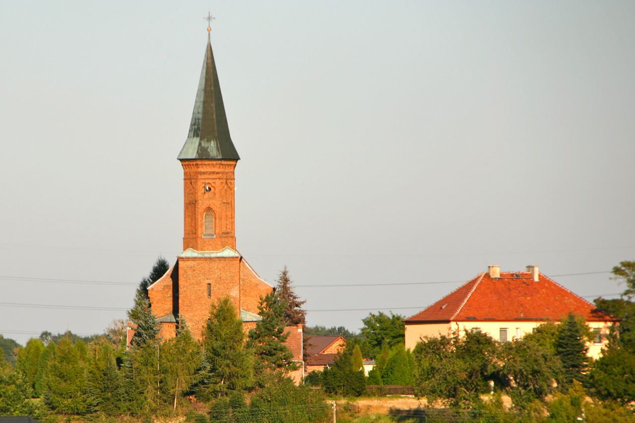 Kościół parafialny pw. Nawiedzenia Najświętszej Marii Panny, Łężce