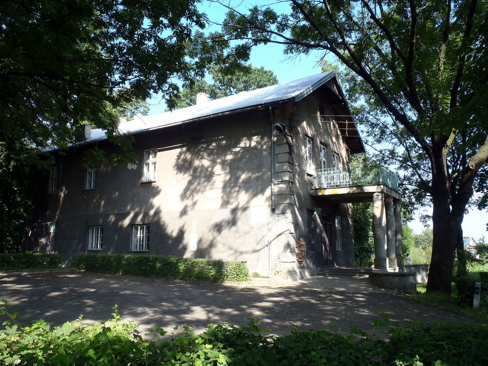 Zespół dworsko-parkowy, Żyraków
