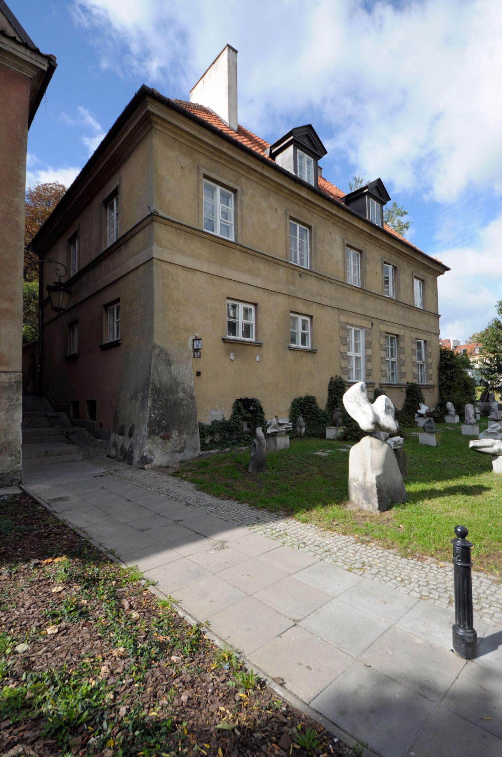 Kamienica, Warszawa