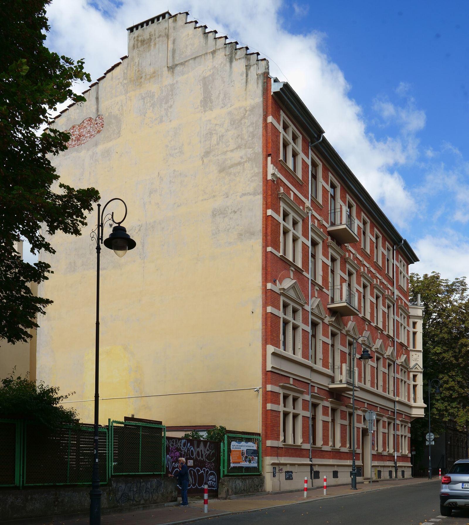 Elewacja frontowa kamienicy, Kraków