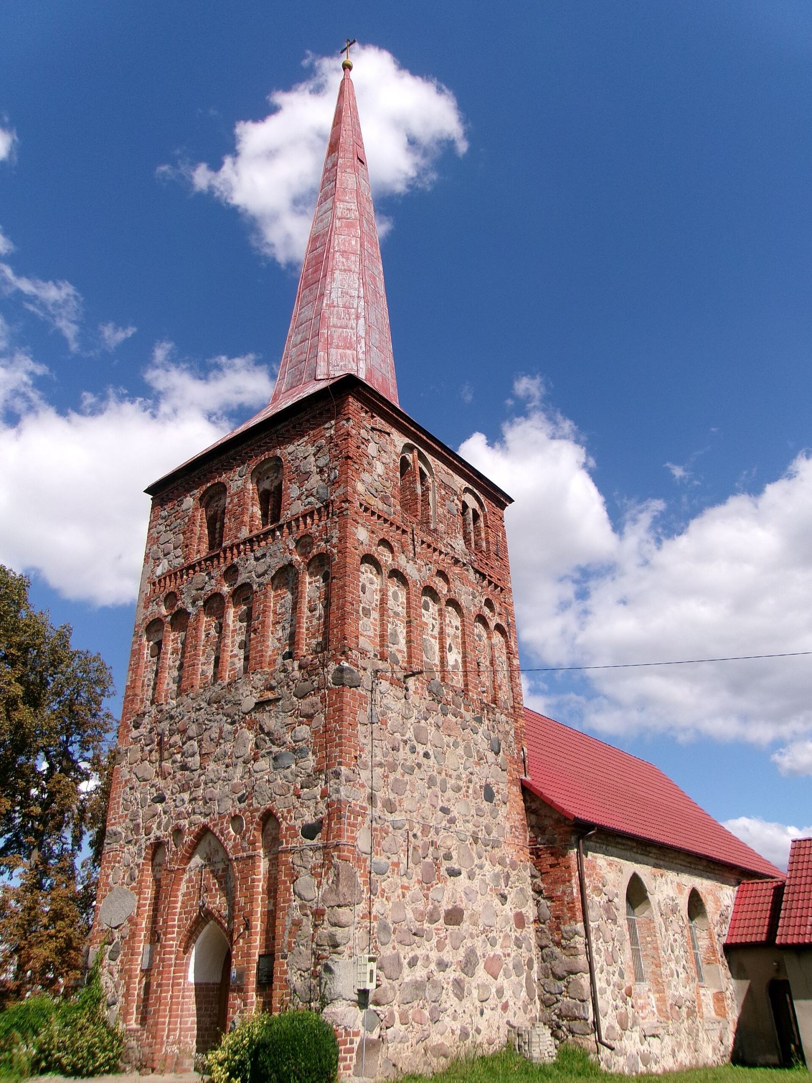 Kościół filialny pw. św. Jana Ewangelisty, Dzwonowo