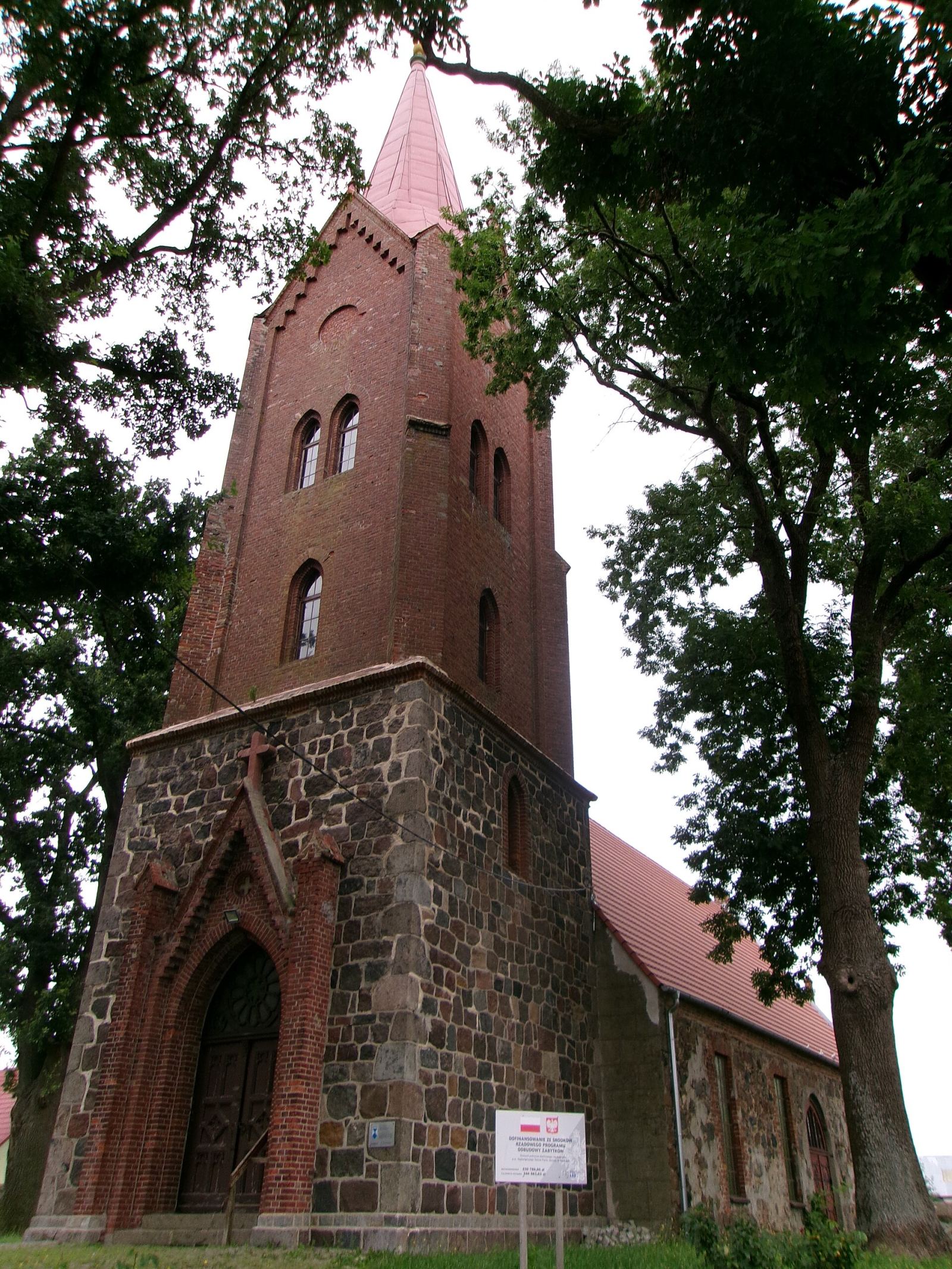 Kościół filialny pw. Najświętszego Serca Pana Jezusa, Sadłowo