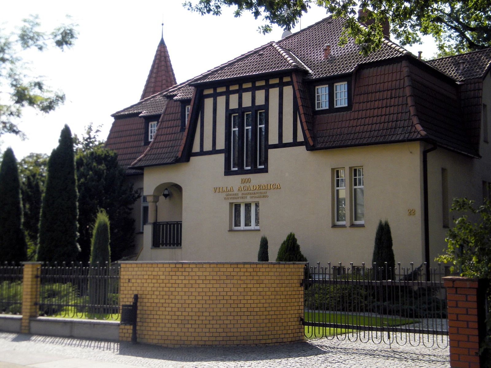 Dom, ob. Villa Academica UO, Opole