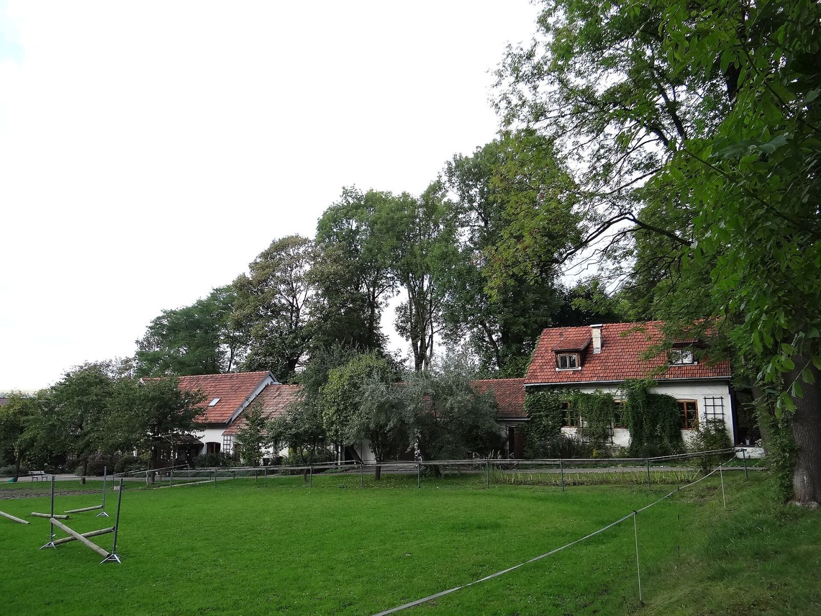 Zabudowania gospodarcze, Rybna