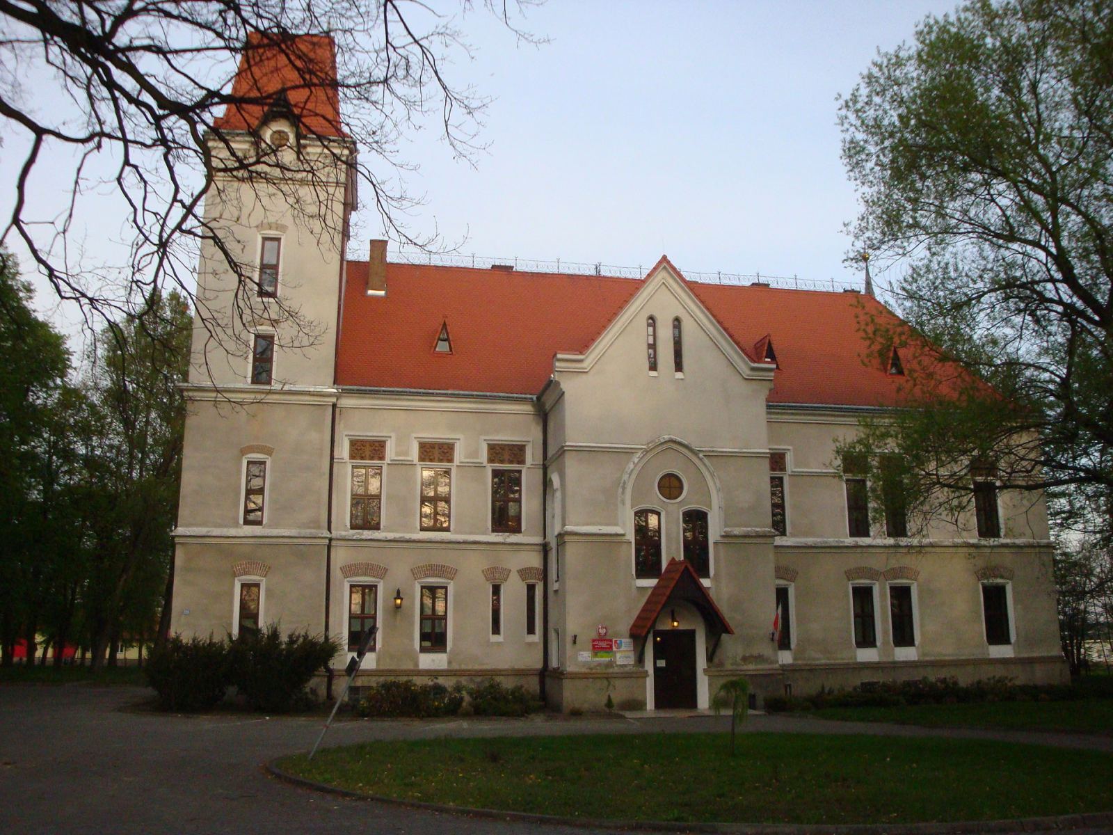 Zespół pałacowo-parkowy, Tarnobrzeg