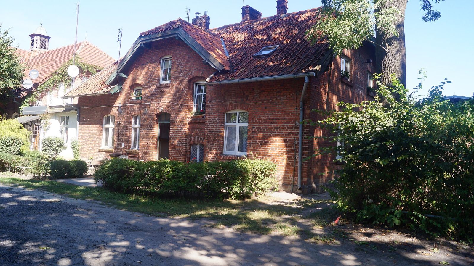 Dom mieszkalny, Kadyny