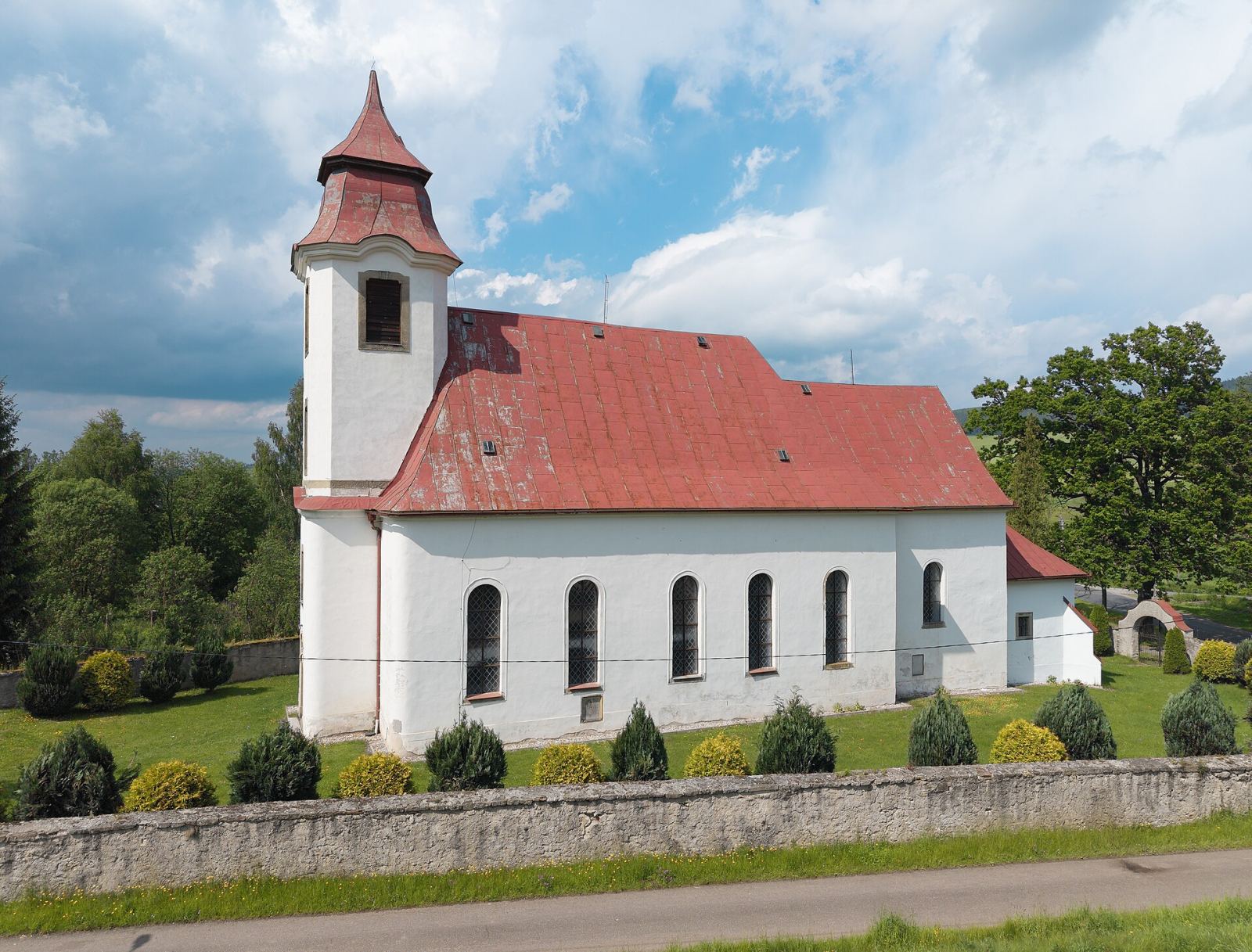 Kościół parafialny pw. św. Mateusza, Kochanów