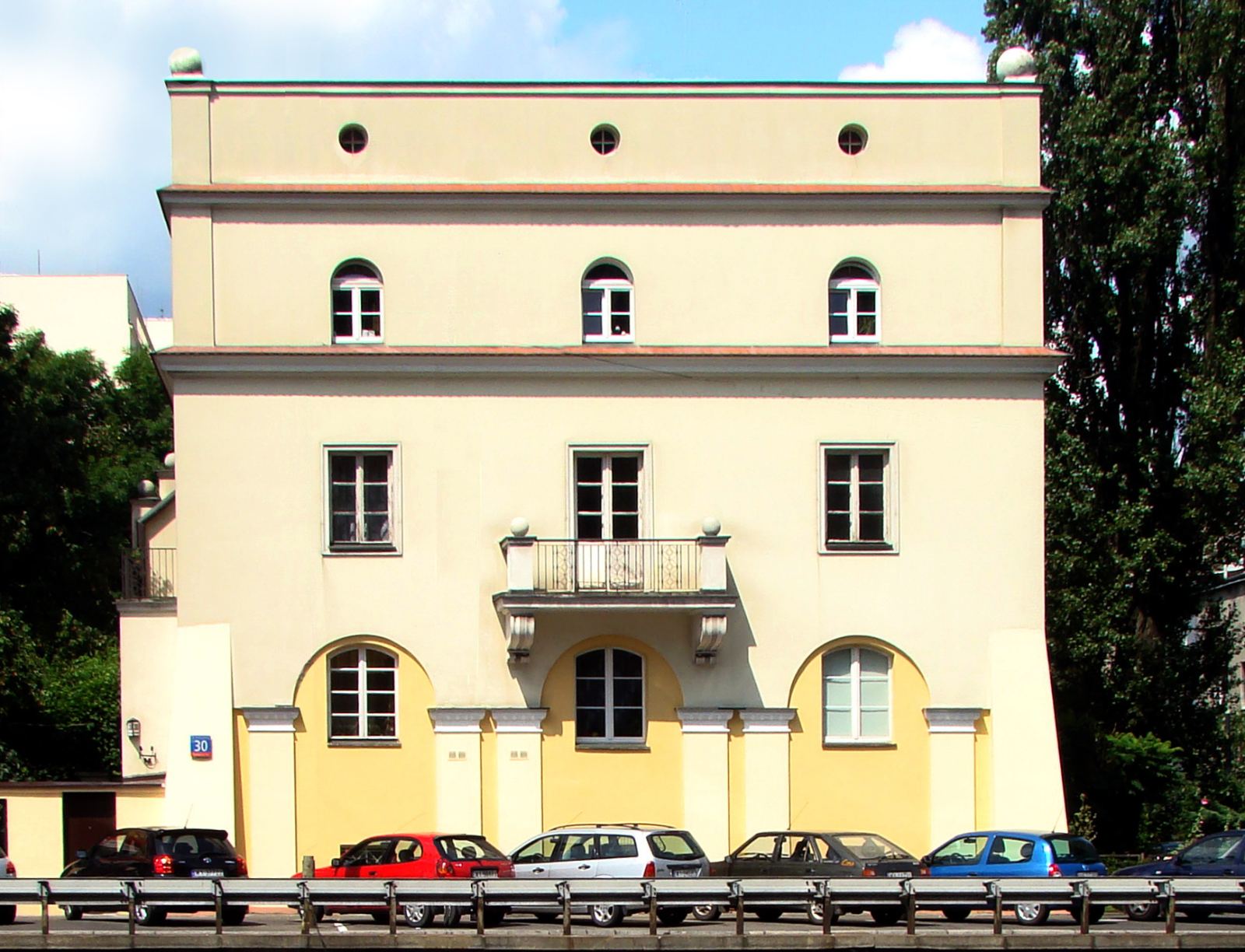 Budynek mieszkalny, Warszawa