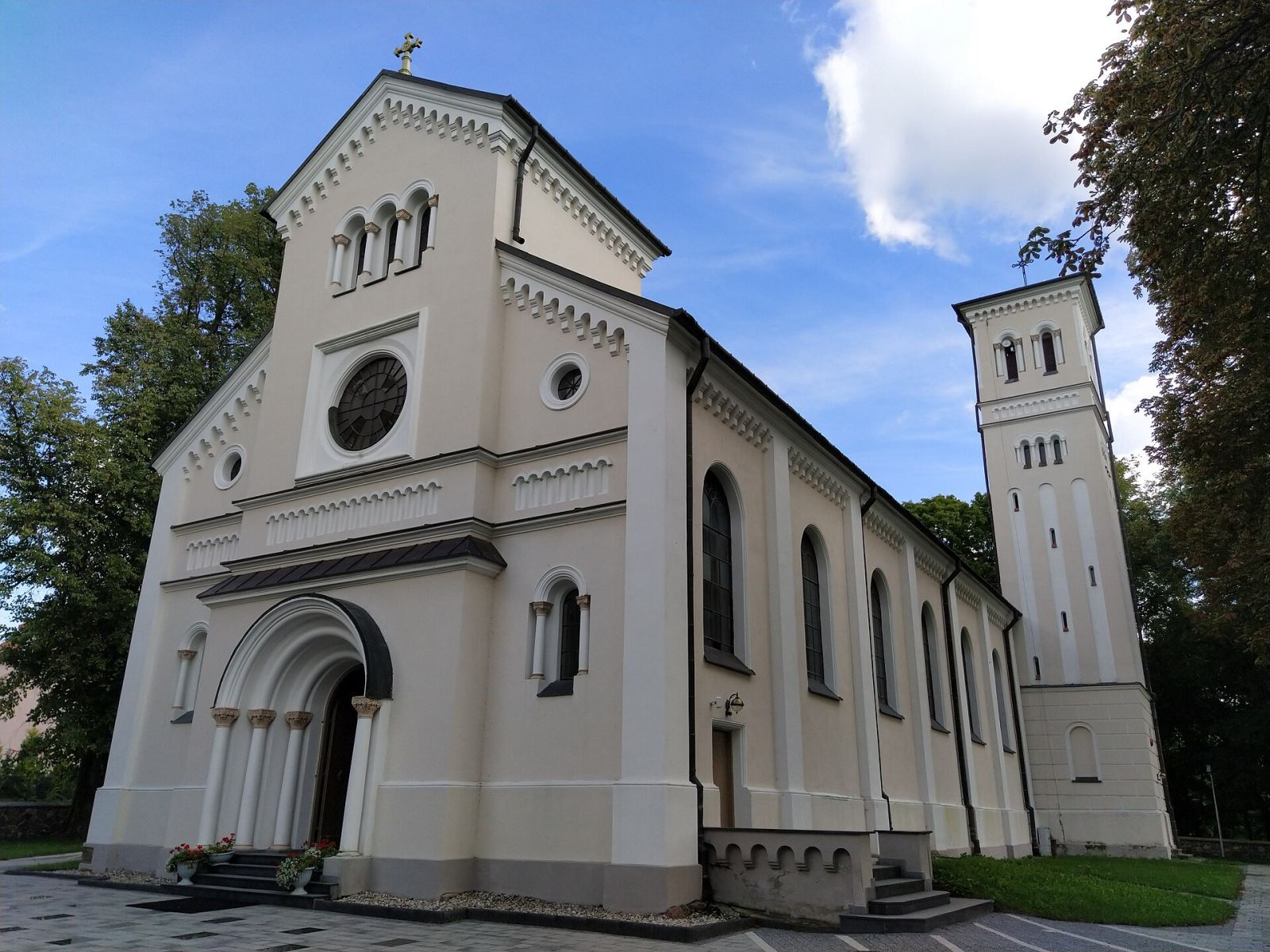 Kościół parafialny pw. św. Jakuba, Drozdowo