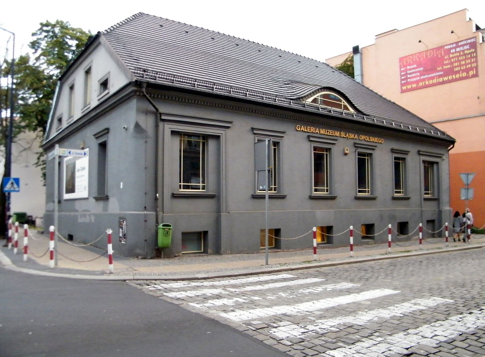 Dom, ob. Galeria im. Jana Cybisa, Opole