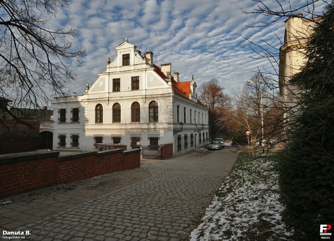 Dom, Środa Śląska