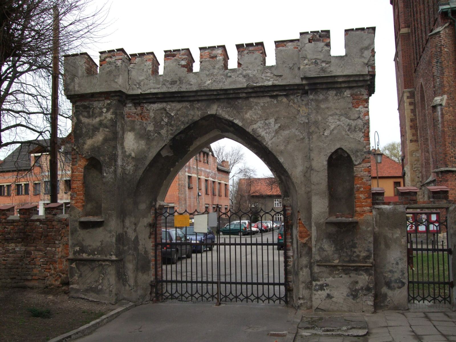 Brama, Zator