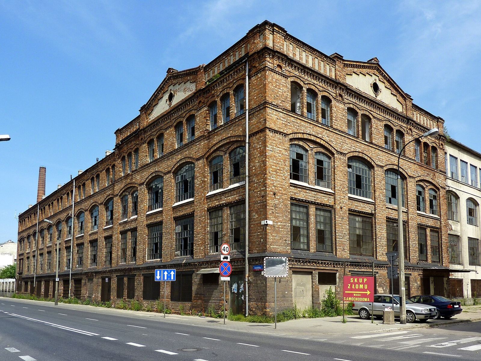 2 hale produkcyjne, Warszawa