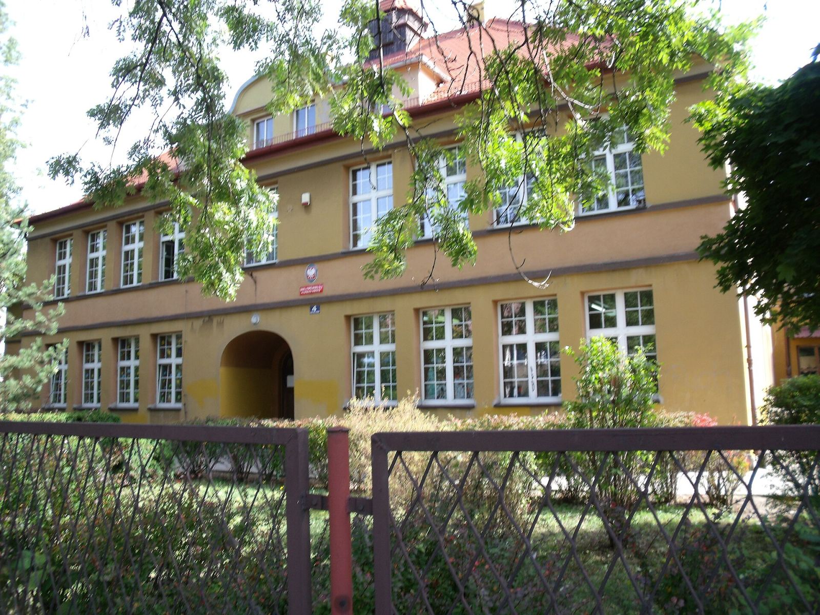 Szkoła podstawowa, Łaziska Górne