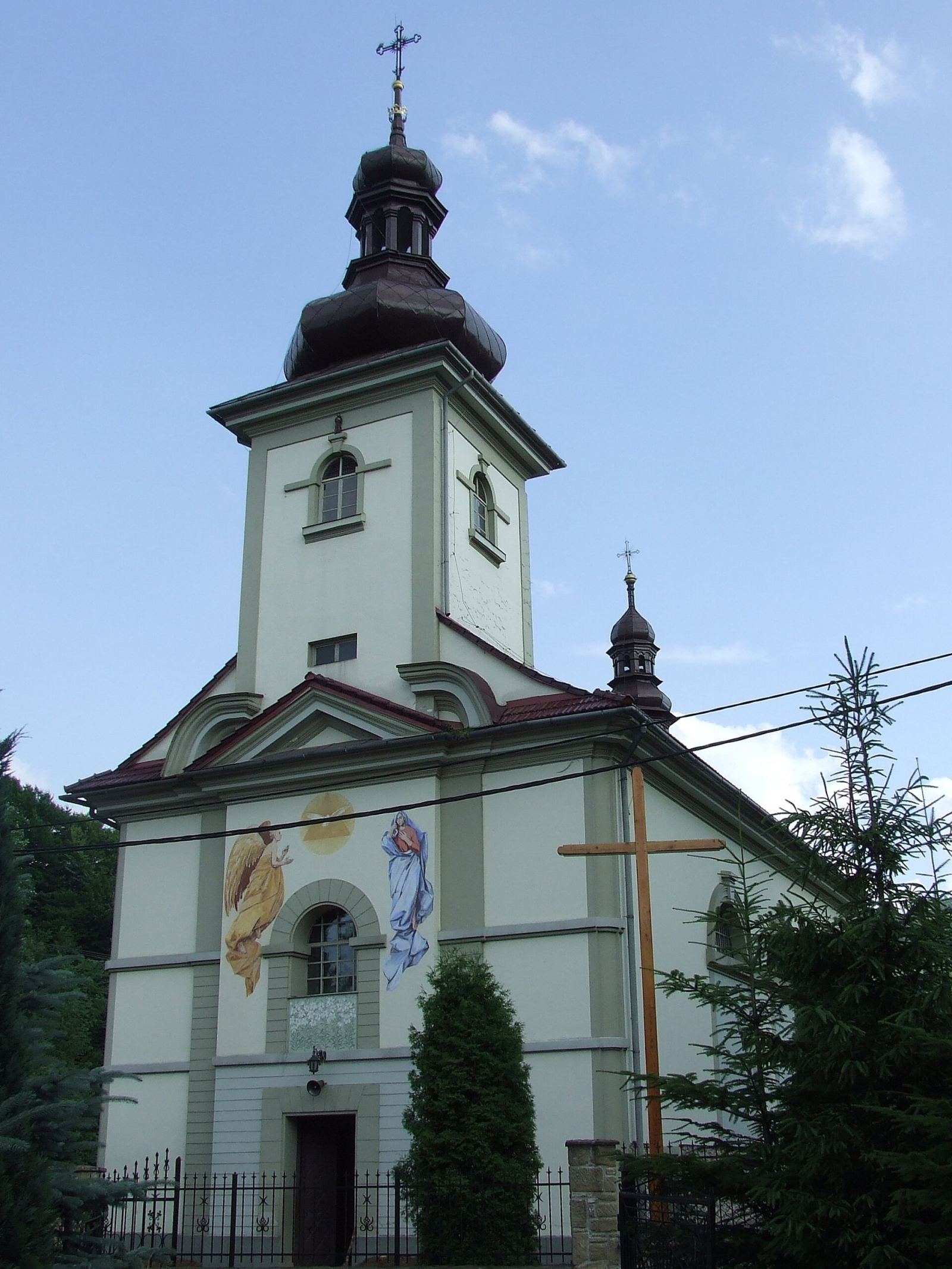 Kościół parafialny pw. Imienia Najświętszej Marii Panny i św. Michała, Harbutowice