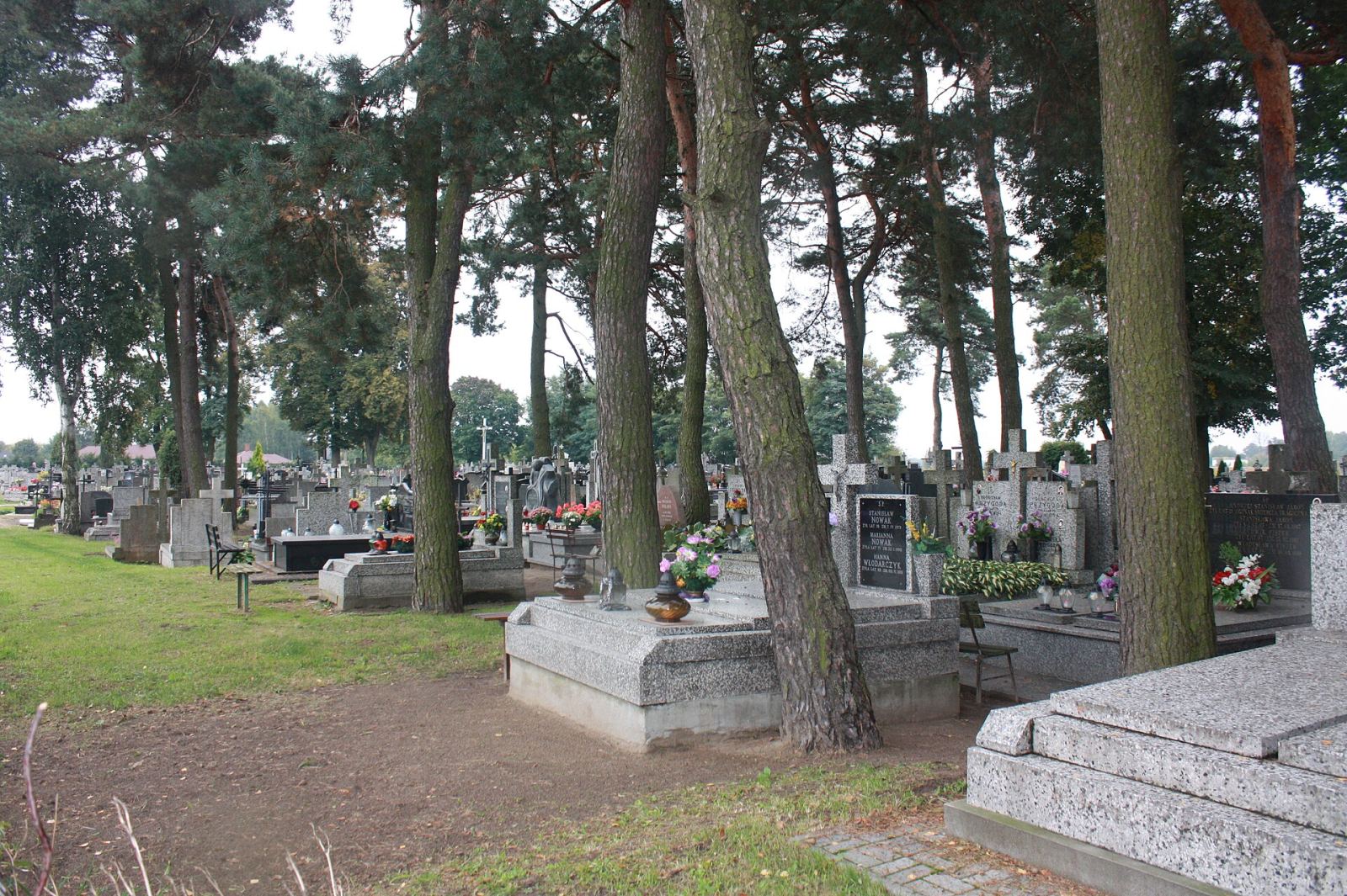 Cmentarz parafialny rzymskokatolicki, Zaborów