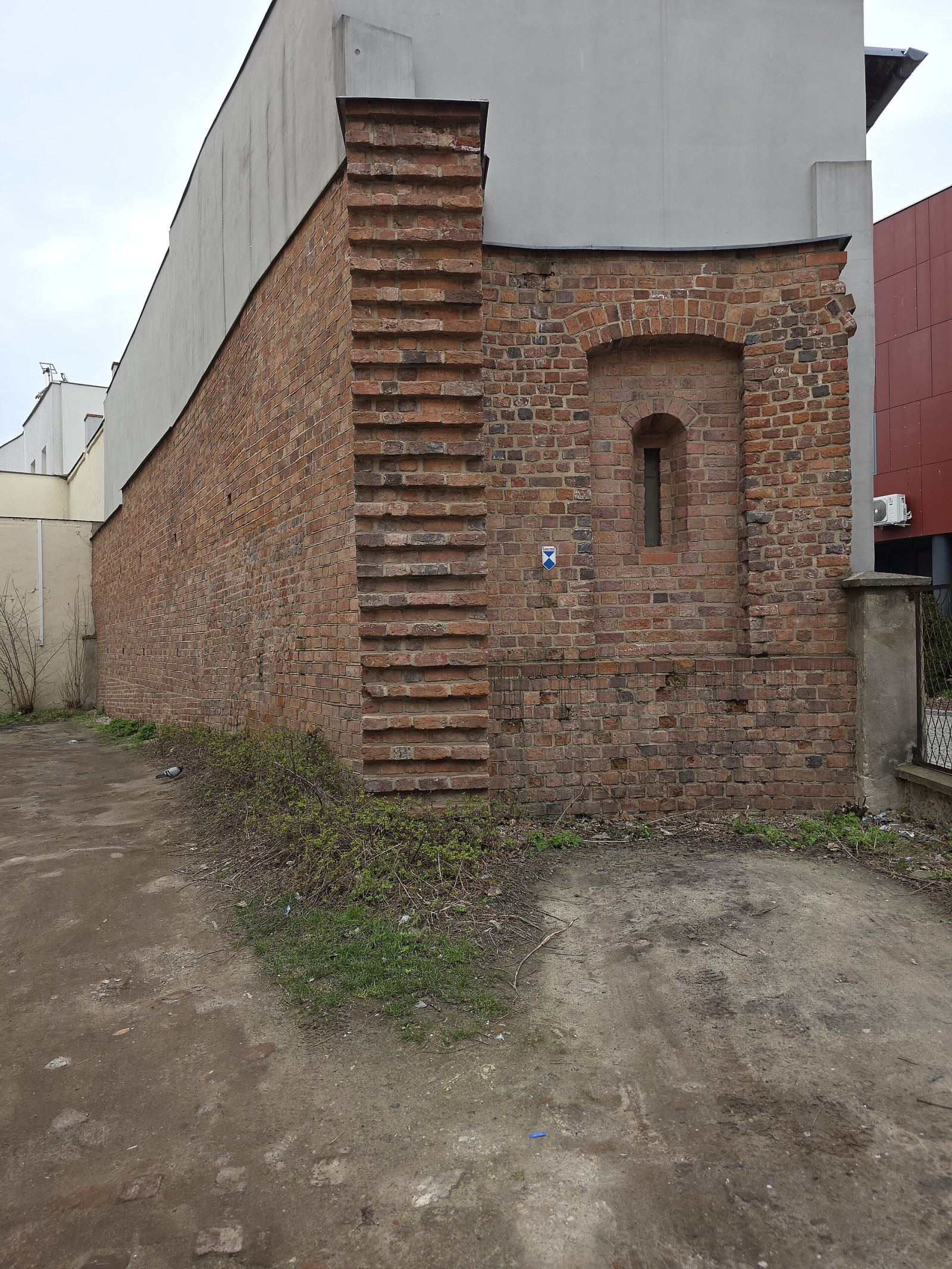 D. budynek wydawnictwa Nowiny, Opole