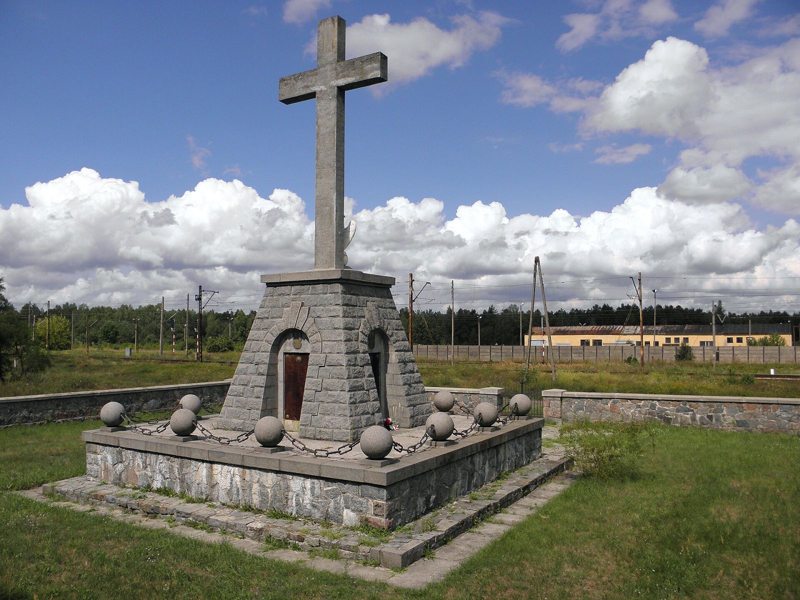 Mauzoleum legionistów z 1914 r., Brzustów