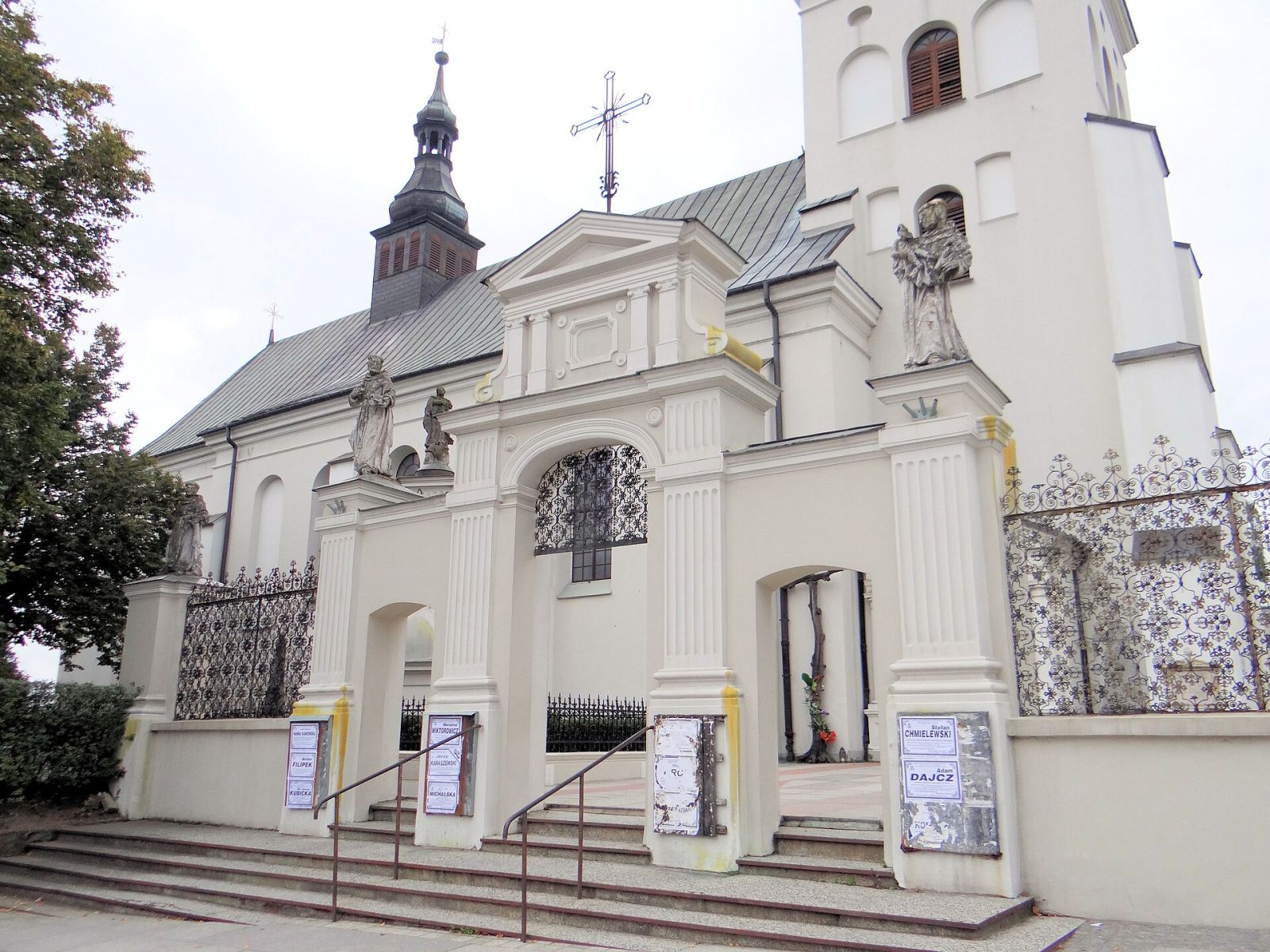 Ogrodzenie z bramą, Piotrków Trybunalski