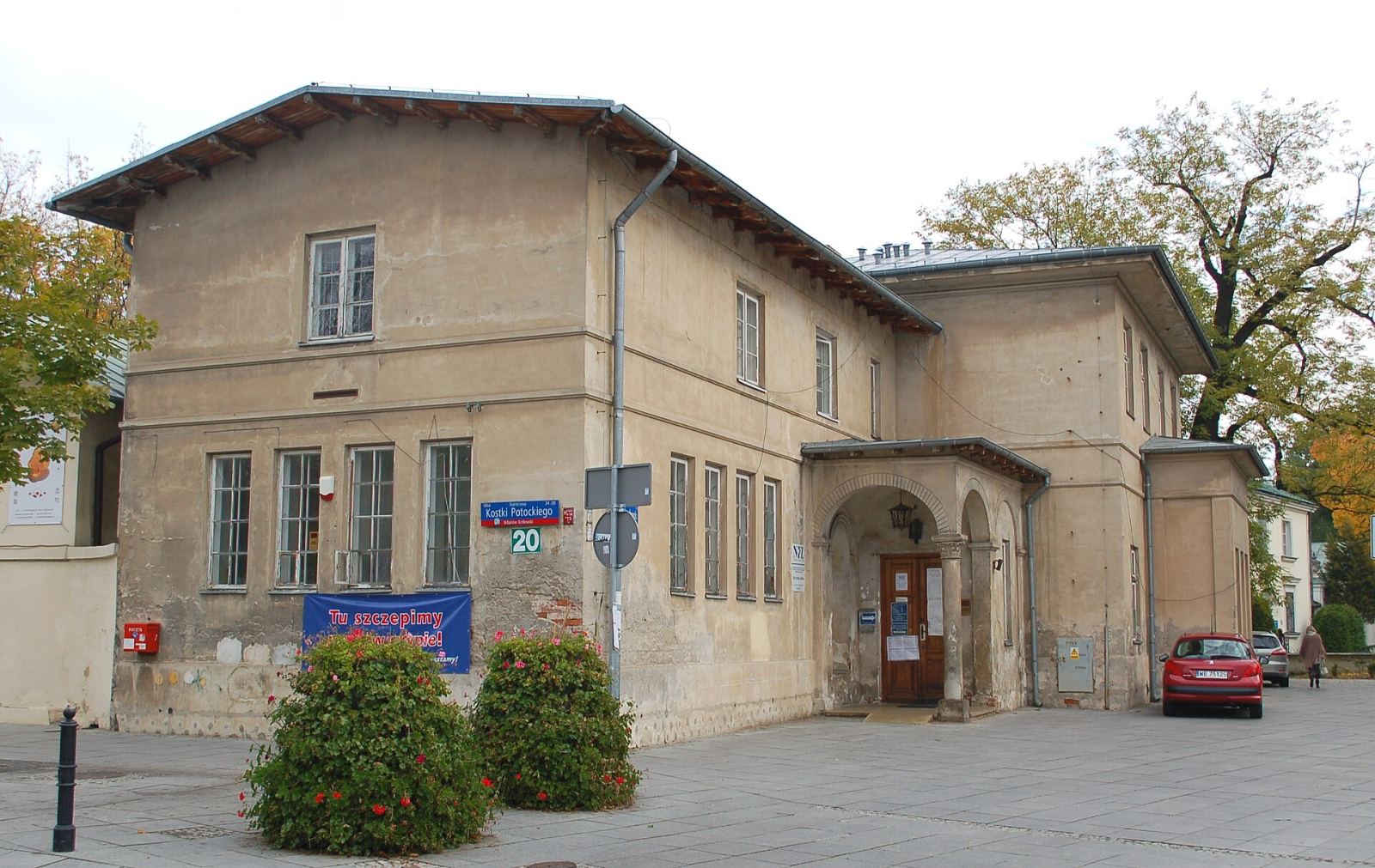 Ochronka, ob. przychodnia, Warszawa