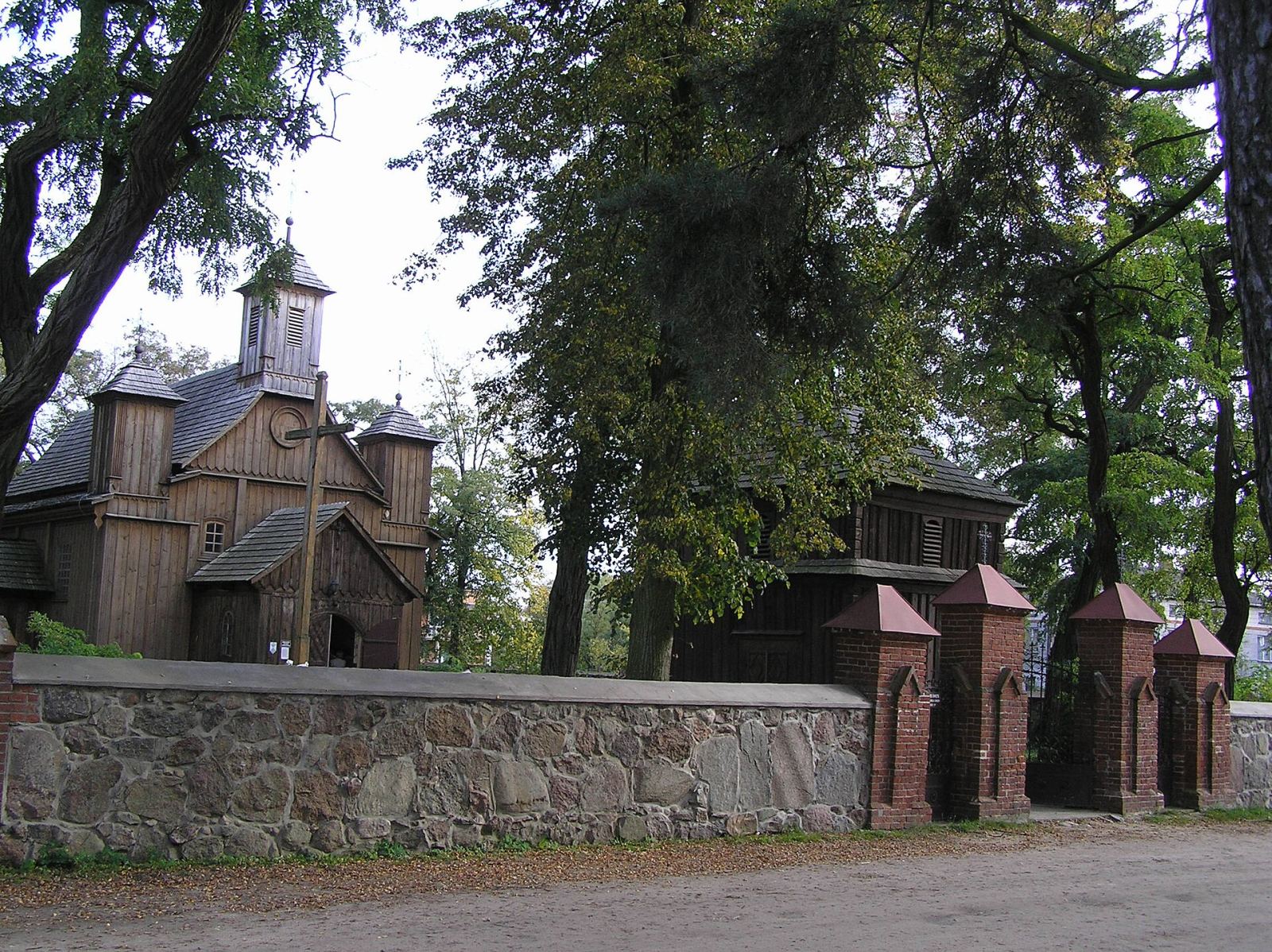 Ogrodzenie z bramą i furtą, Barcice