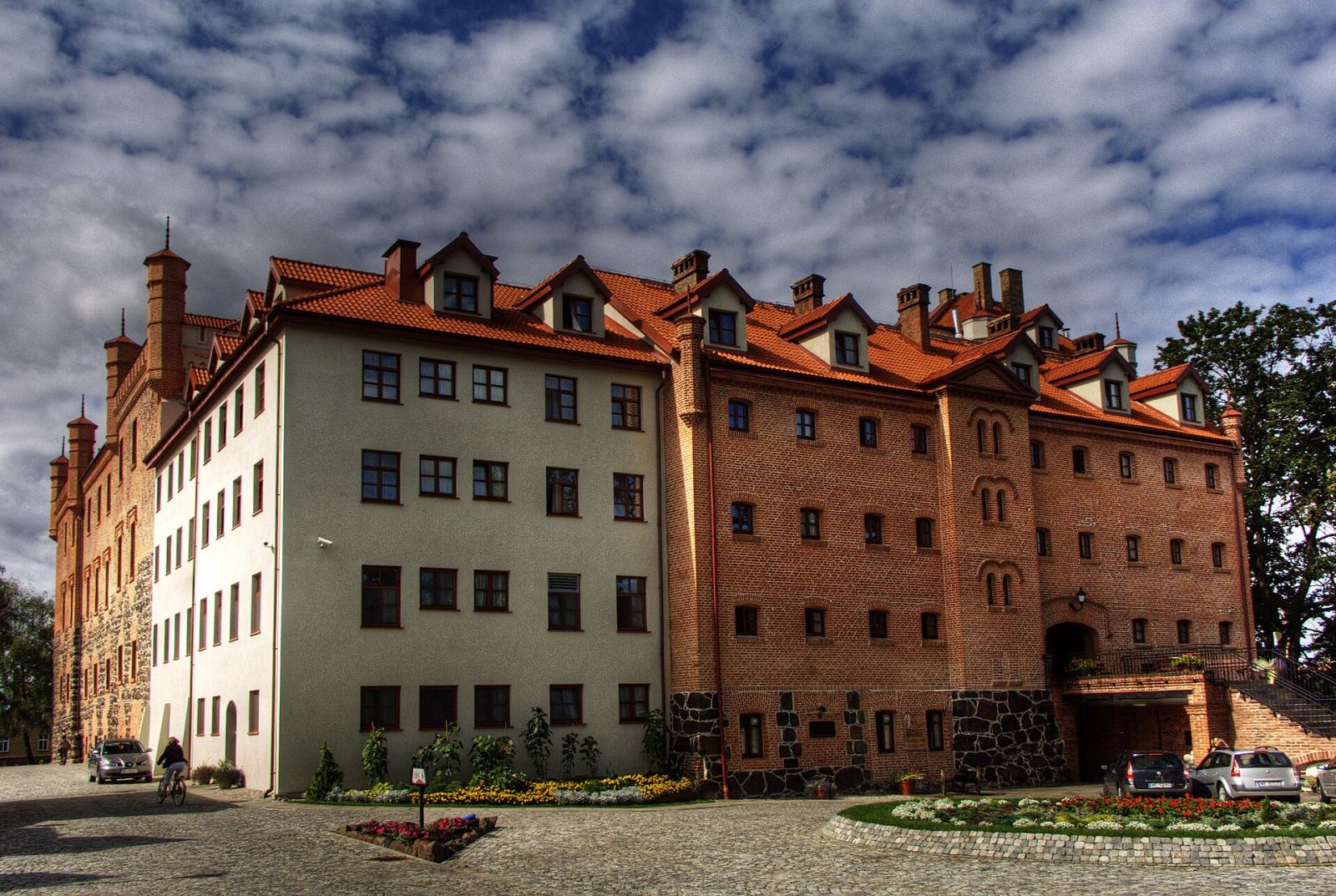 Zamek, Ryn