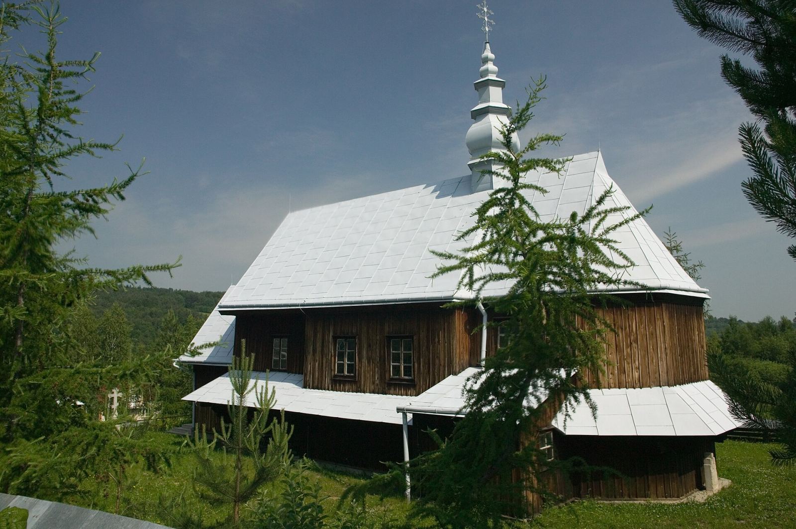Cerkiew greckokatolicka, ob. prawosławna przeniesiona z Serednicy, Rozdziele