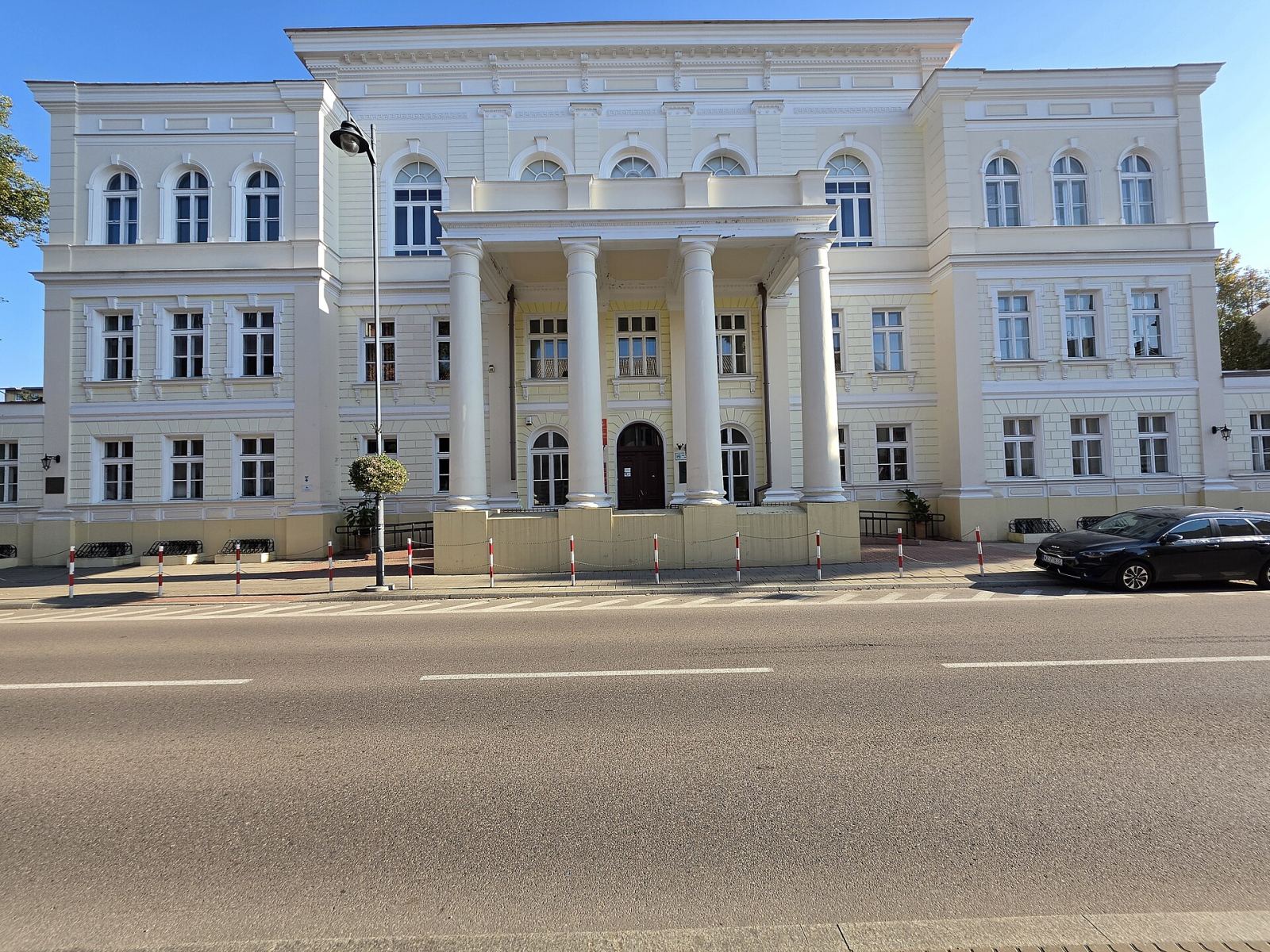 Dom, ob. szkoła handlowa, Białystok