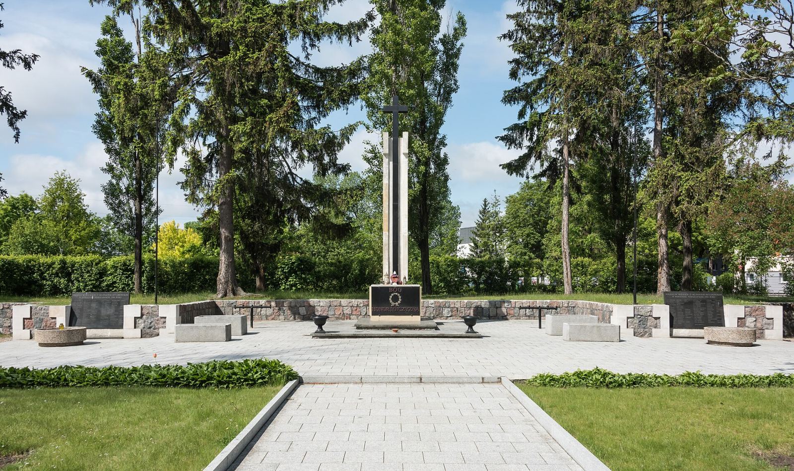 Cmentarz wojenny z II wojny światowej, Warszawa