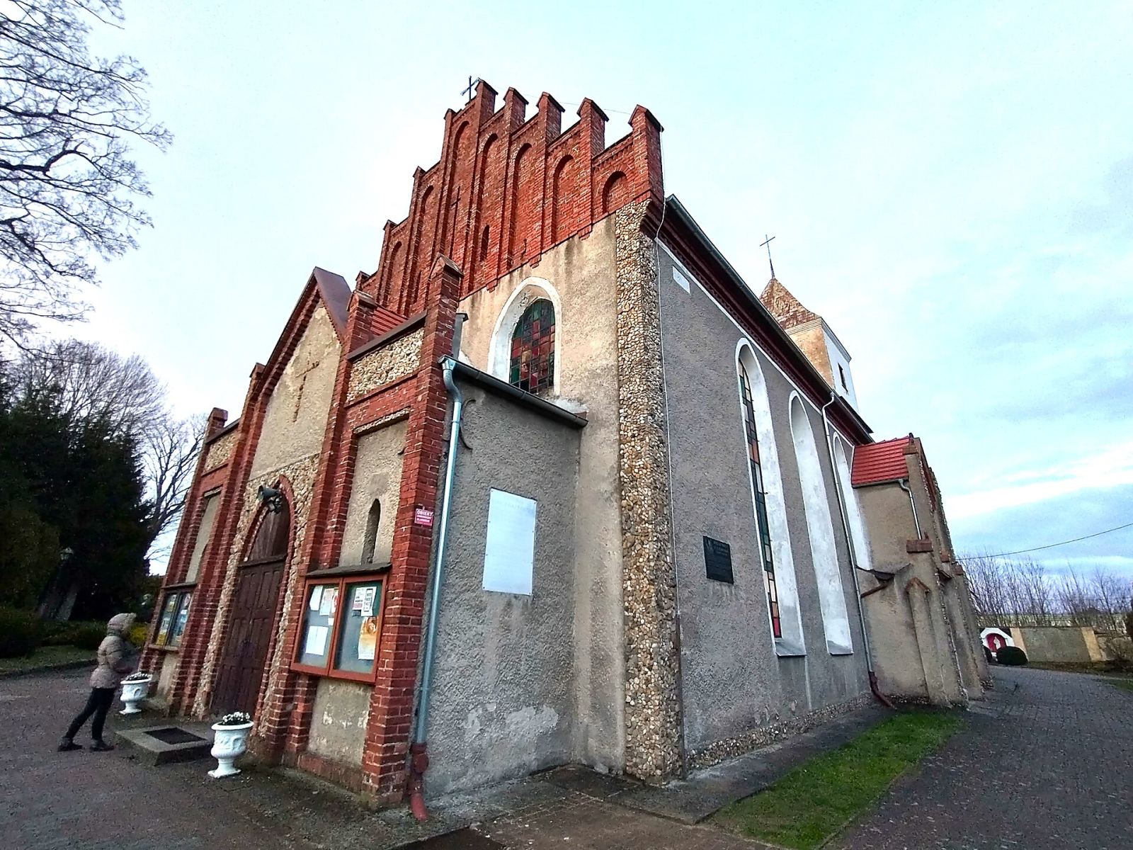 Kościół parafialny pw. Wniebowzięcia Najświętszej Marii Panny, Zaręba