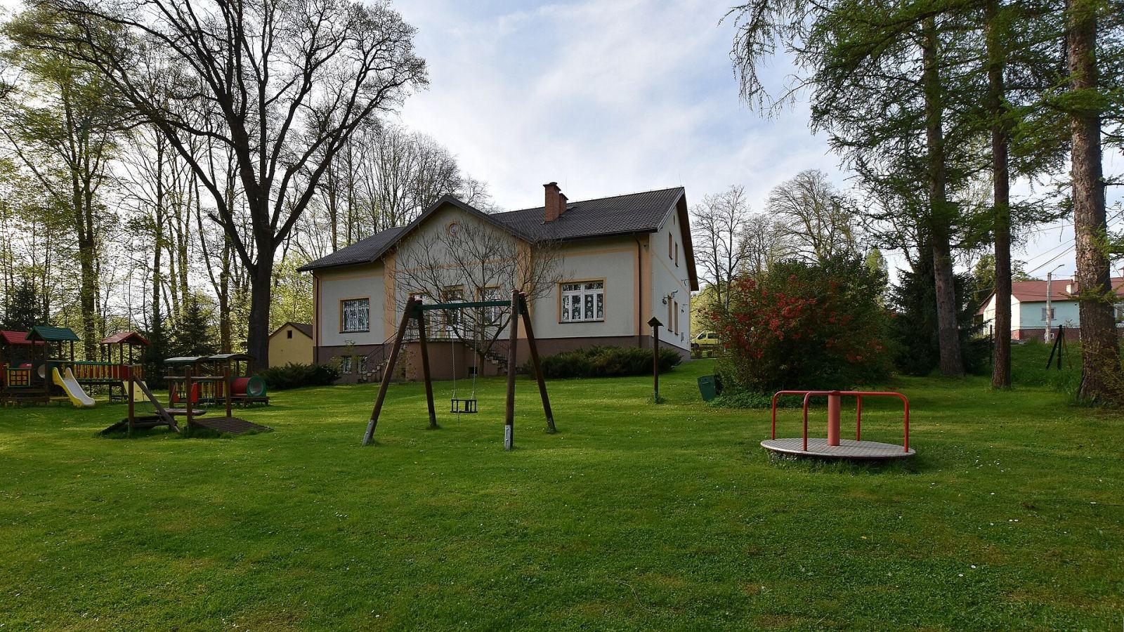 Park dworski, Biesna