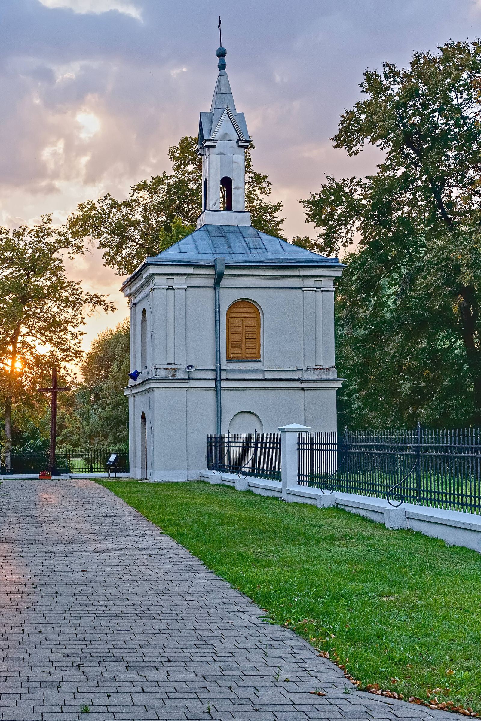 Dzwonnica, Krężnica Jara